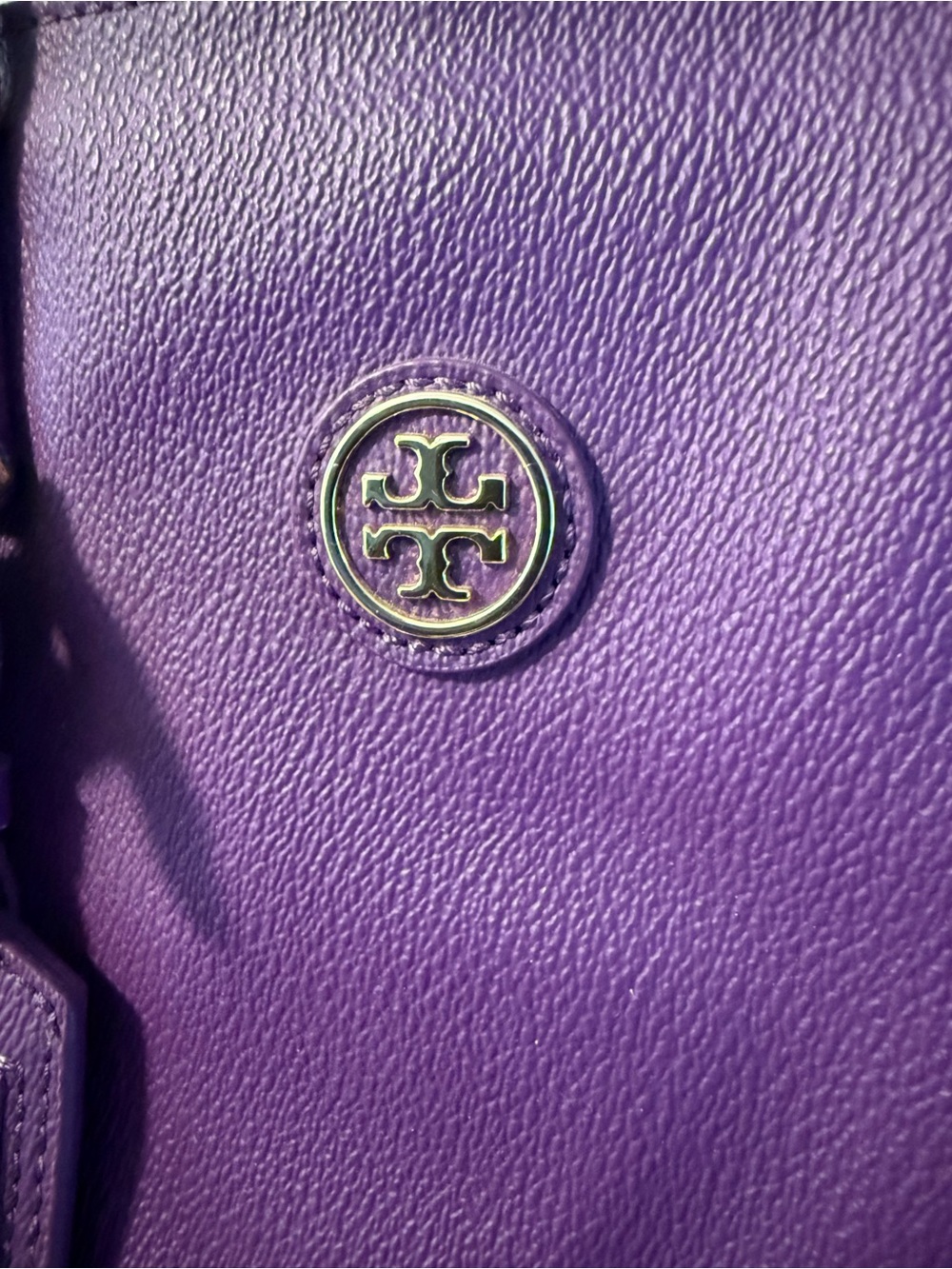 Tory Burch Violet Leather Tote with Gold Hardware - Picture 12 of 13